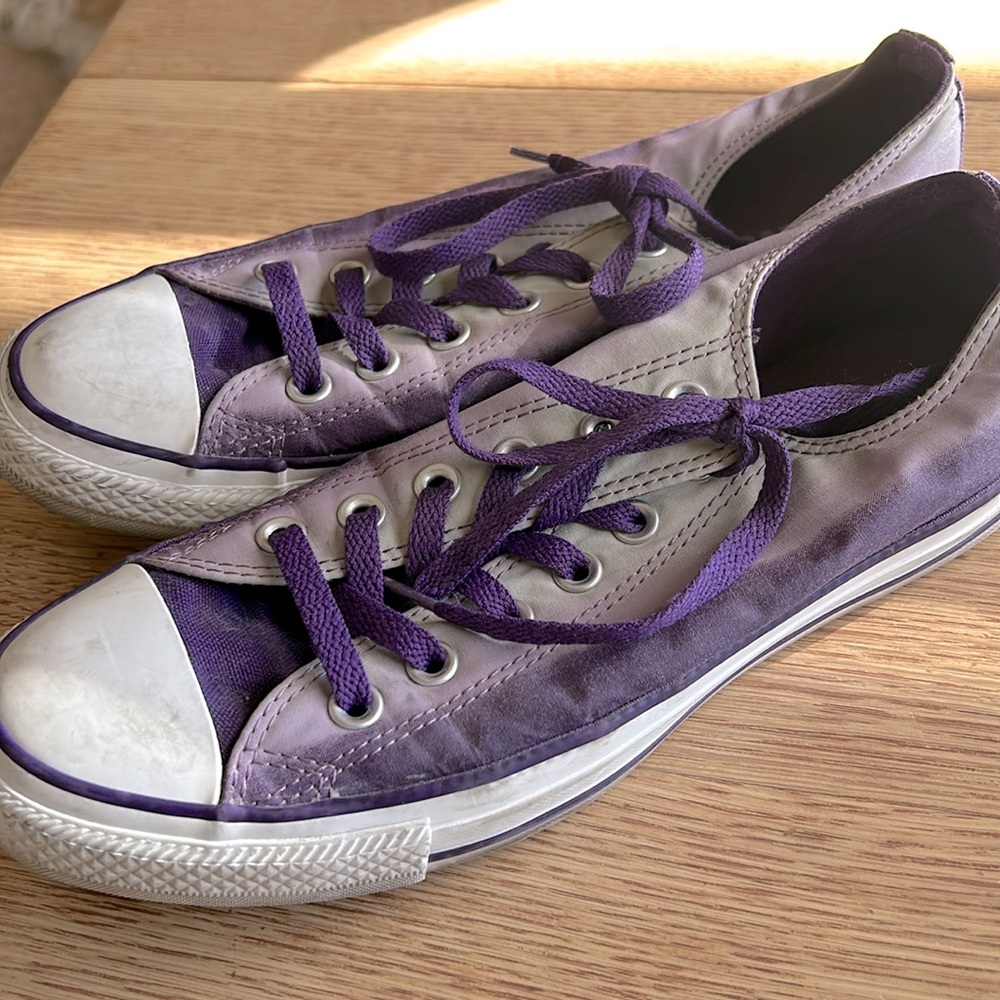 Unisex Converse 141294F Purple Sz Men’s 7 & Woman’s 9 Sneakers
